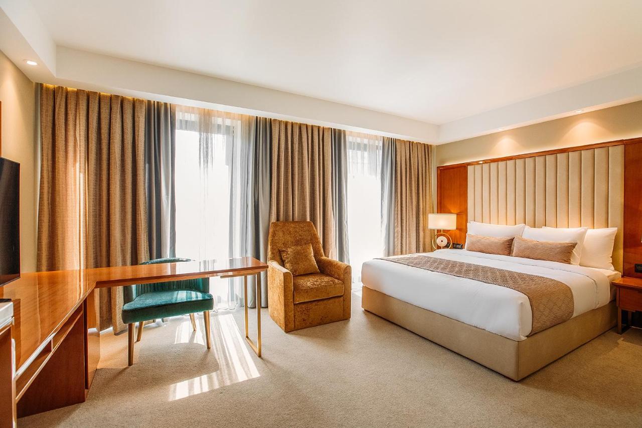 Marjan Plaza Hotel Tbilisi Bagian luar foto