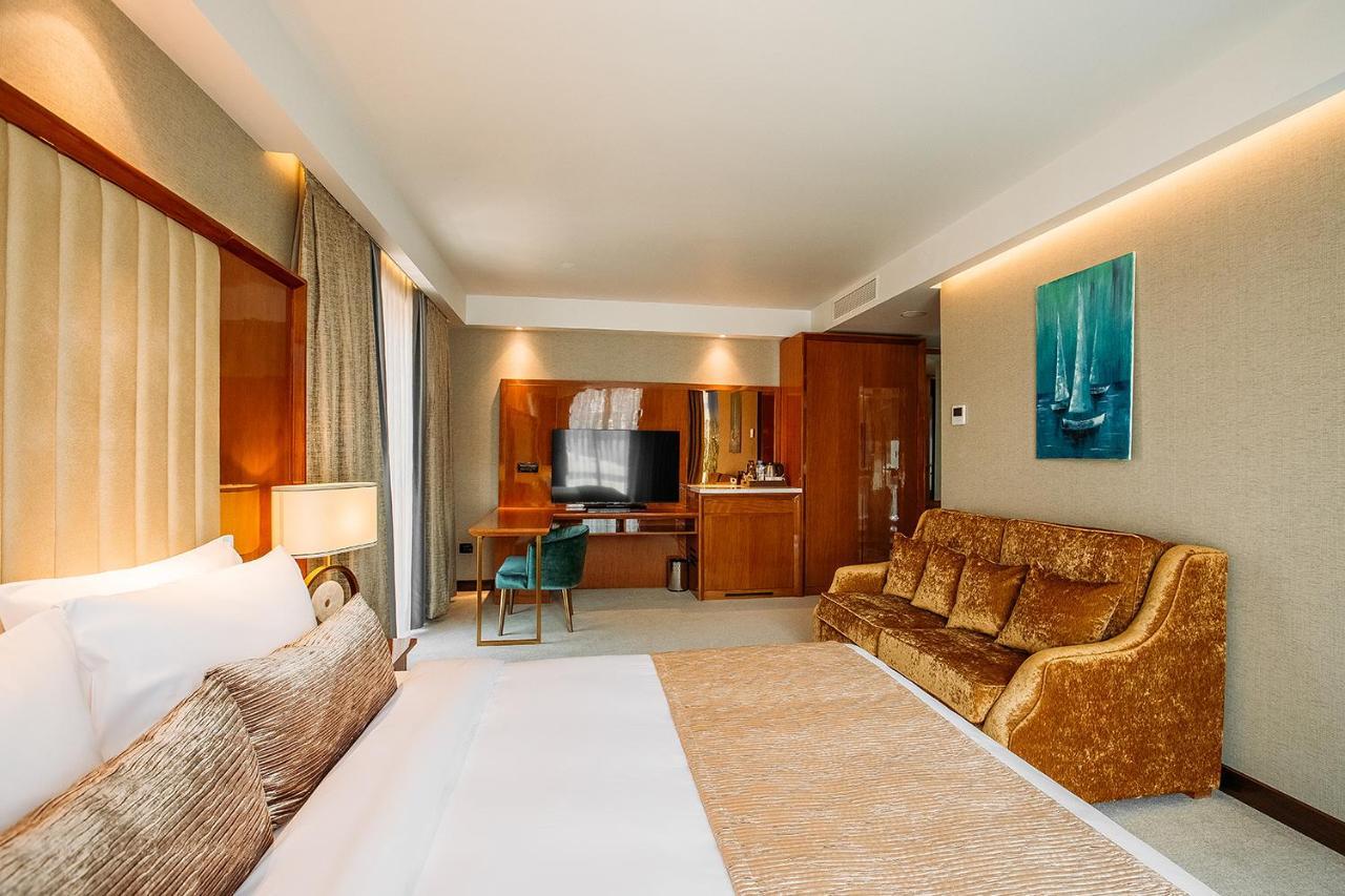 Marjan Plaza Hotel Tbilisi Bagian luar foto