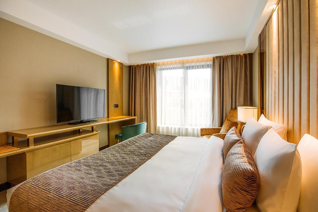 Marjan Plaza Hotel Tbilisi Bagian luar foto