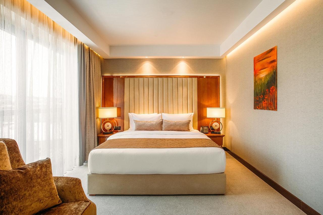 Marjan Plaza Hotel Tbilisi Bagian luar foto